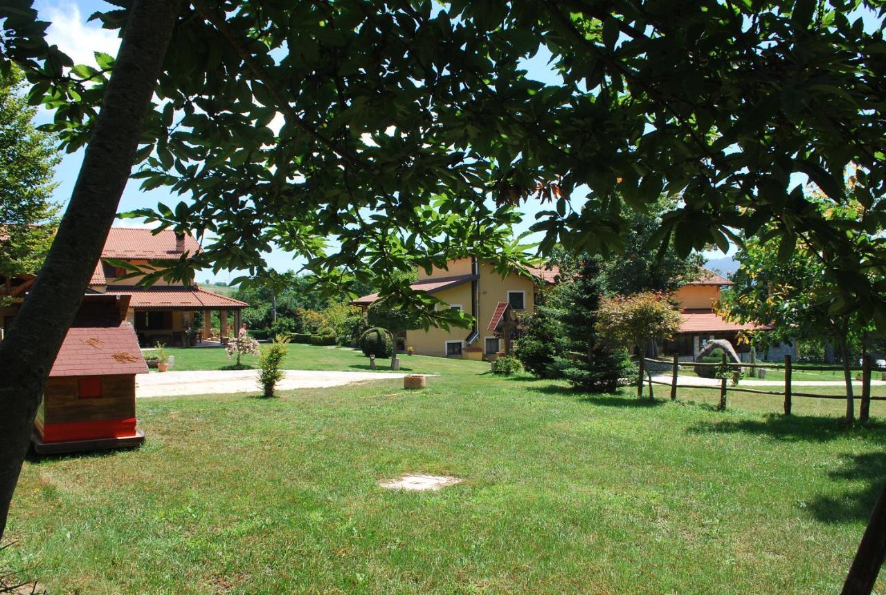 Agriturismo Roseto Villa Serra San Bruno Esterno foto