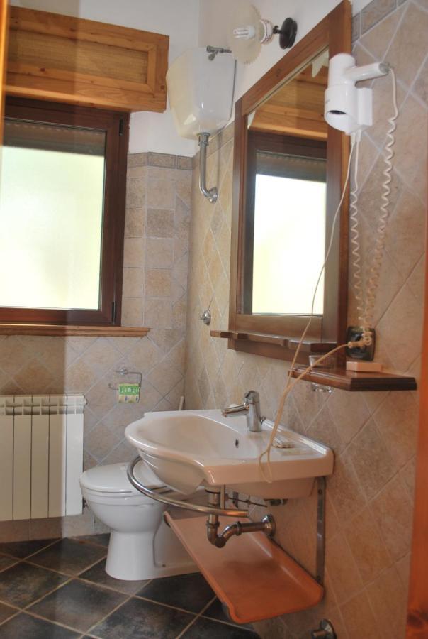 Agriturismo Roseto Villa Serra San Bruno Esterno foto